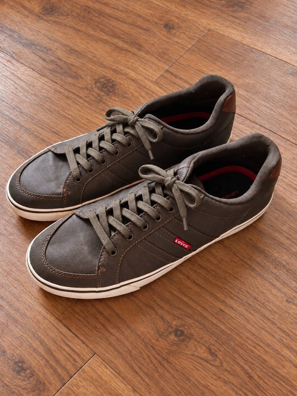 Levi's Men's Olive Canvas Low-Top Sneakers with Brown Accents